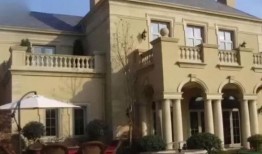 网友爆料王菲豪宅图片视频,奢华内饰与自然风光完美融合