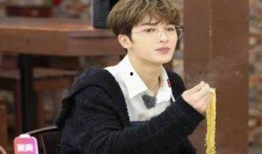 圈内爆料秦岚朱正廷,娱乐圈新恋情曝光？